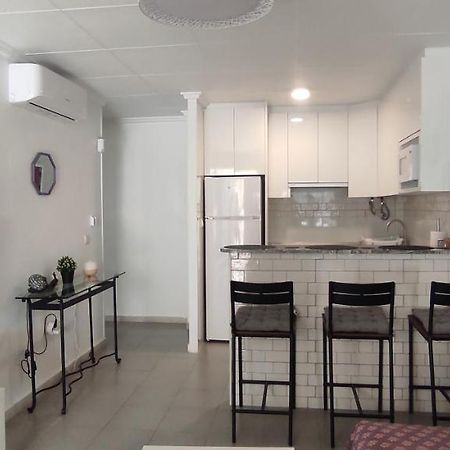 Lucias Lovely Apartment With Lovorka ロス・アルカサレス エクステリア 写真